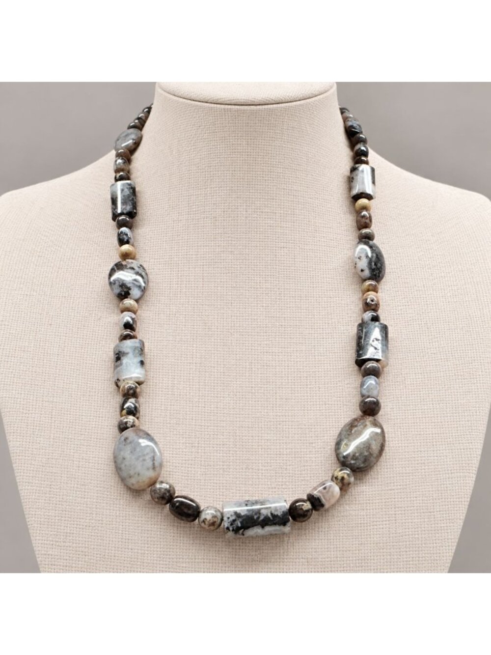 Jay King Earth Tone Agate Sterling Silver 28 inch Necklace